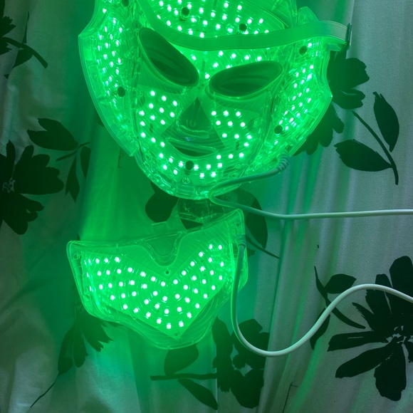 Beauty - Picture 5 of 9